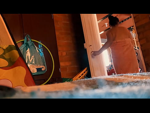 ❤️ Umalume uyandilandela sayongena kwi shower, uyandigezela ndisahlamba. ❤️  kuthi xh.porn-milf300.ru ❌️❤