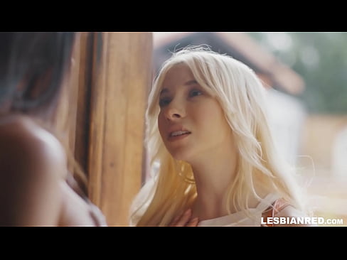 ❤️ Intombazana ibuyela ekhaya kwiinyanga ezimbalwa kamva kwaye igqibe ngokutya intshontsho likamama wakhe wesibini ❤️  kuthi xh.porn-milf300.ru ❌️❤